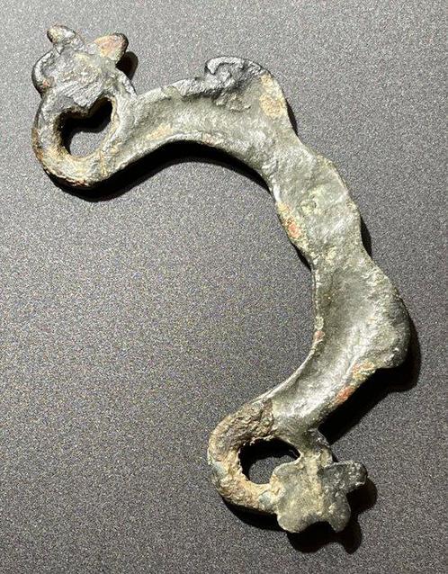 Oud-Romeins Brons Zoomorphic handvat gevormd als twee, Antiek en Kunst, Antiek | Overige Antiek