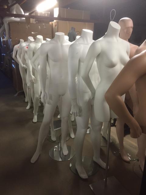 *TIP*  Heren poppen -net binnen-, Zakelijke goederen, Kantoor en Winkelinrichting | Winkel en Inventaris, Ophalen of Verzenden