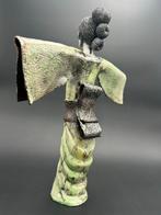 Stella Perez - sculptuur, GEISHA - 38 cm - Keramiek,, Antiek en Kunst