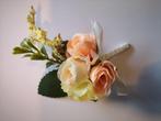 Luxe corsage,corsage van zijdebloemen zalm e boutonnière met, Ophalen of Verzenden, Nieuw