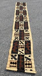 Nr. 4 Raffia stoffen laken - Vloerkleed - 340 cm - 59 cm, Antiek en Kunst