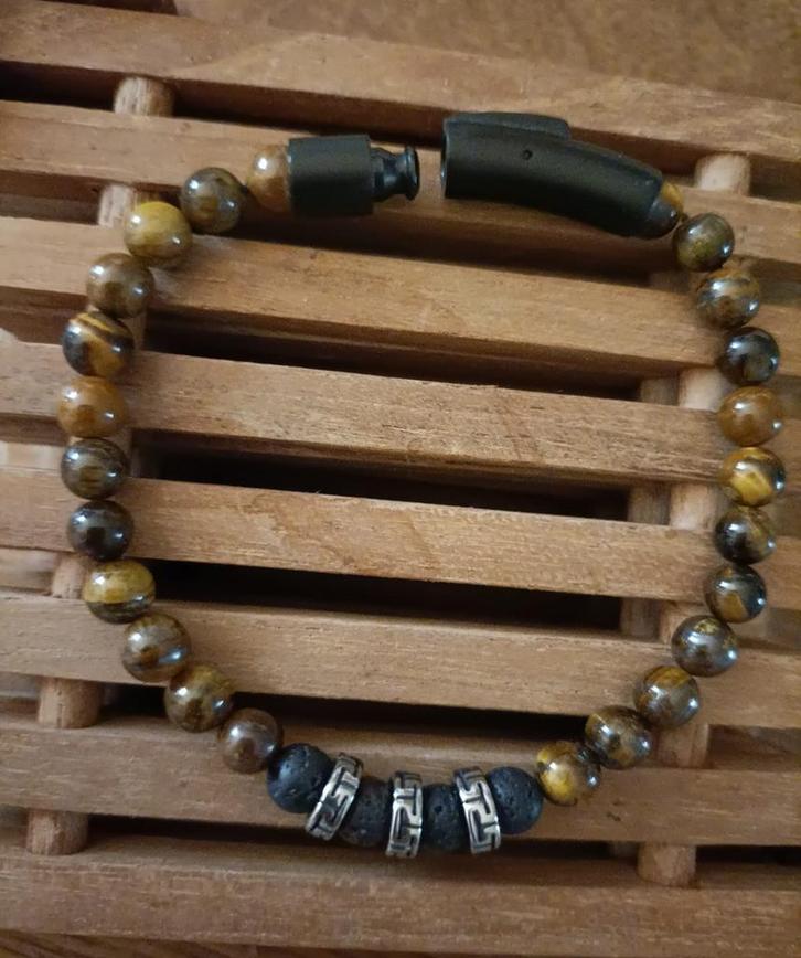 Kralen armband met tijgeroog en zwarte lava - hand gemaakt, Sieraden, Tassen en Uiterlijk, Armbanden, Verzenden