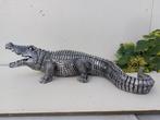 Beeld, fine finish of crocodile in silver  bronze patina -