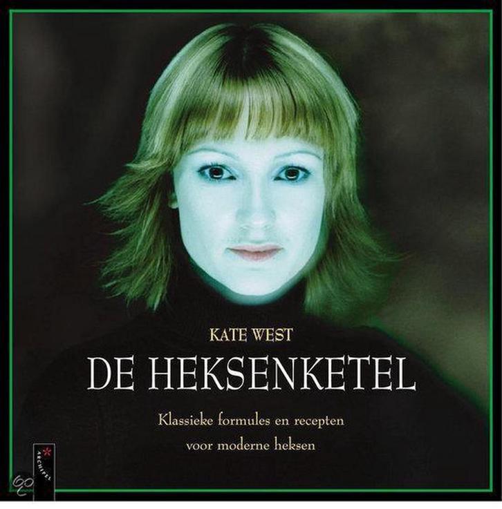 De heksenketel 9789063050573 K. West, Boeken, Esoterie en Spiritualiteit, Gelezen, Verzenden