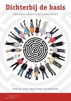 9789046905463 Dichterbij de basis | Tweedehands, Boeken, Verzenden, Zo goed als nieuw, Gerda van Straten