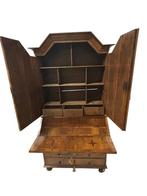 Hoog dressoir - Hout