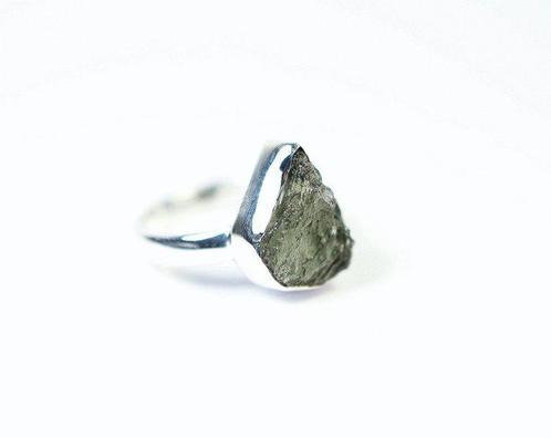 Ring Moldaviet / nieuw - 4.08 g - (1), Verzamelen, Mineralen en Fossielen