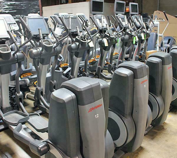 OPHEF crosstrainer Life Fitness 95X Engage NU 1299,- Weg=Weg, Sport en Fitness, Fitnessmaterialen, Zo goed als nieuw, Armen, Benen