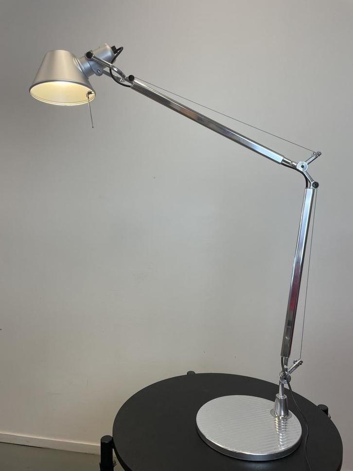 30x Artemide Tolomeo Bureau/Tafellamp Dimbaar - Aluminium, Huis en Inrichting, Lampen | Overige, Zo goed als nieuw, Ophalen of Verzenden