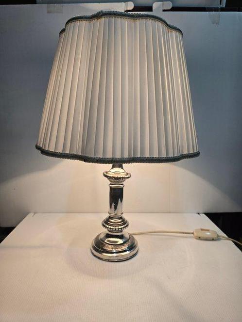 Tafellamp - .800 zilver - Mooi beitelwerk, Antiek en Kunst, Antiek | Goud en Zilver