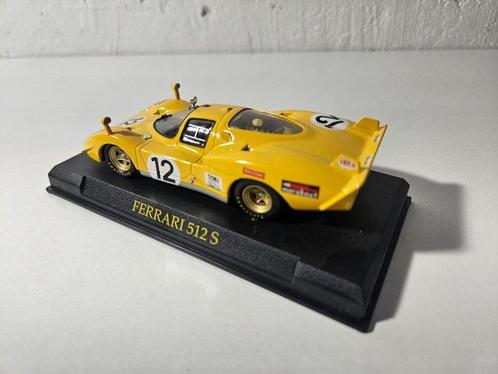 Ferrari de course 1:35 - Modelauto (7), Hobby en Vrije tijd, Modelauto's | 1:5 tot 1:12