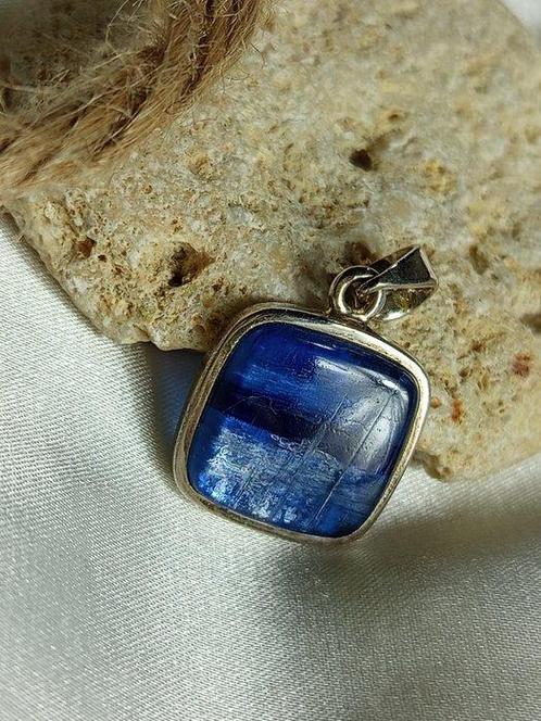 Zilver 925 sieraad met topkwaliteit Cianiet, uniek stuk -, Verzamelen, Mineralen en Fossielen