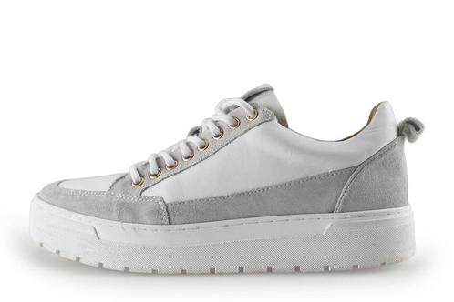 Poelman Sneakers in maat 43 Wit | 10% extra korting, Kleding | Heren, Schoenen, Wit, Zo goed als nieuw, Sneakers of Gympen, Verzenden