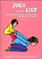 Yoga met je kind 9789088400636 Helen Purperhart, Boeken, Verzenden, Zo goed als nieuw, Helen Purperhart