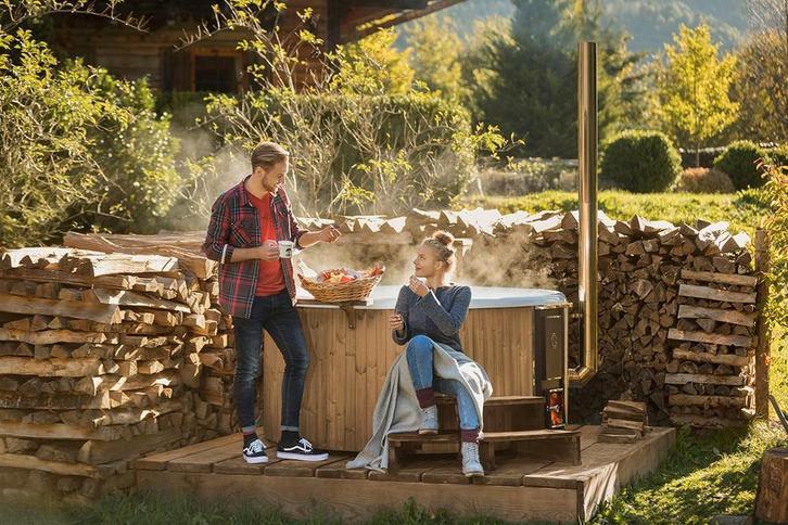 Skargards Hottub | Hout gestookt | Scandinavische hot tubs, Tuin en Terras, Bubbelbaden en Hottubs, Vast, Nieuw, Afdekzeil, Trap