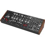 (B-Stock) Behringer CAT analoge synthesizer