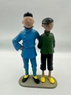 Patrick Regout - statuette Tintin et Tchang posent devant la, Boeken, Nieuw