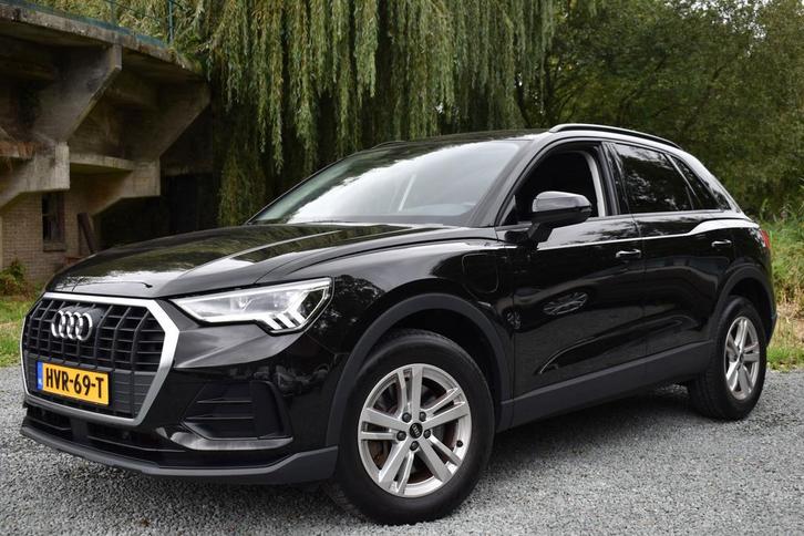 Zakelijke Lease |  Audi Q3 45 TFSI e 245pk S-TRONIC PRO-LINE, Auto's, Audi, Dealer onderhouden, Lease, Overige kleuren, Automaat