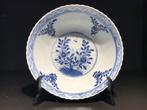 Delicaat Chinees blauw-wit bloemenkom voor Vietnam, 18e eeuw, Antiek en Kunst