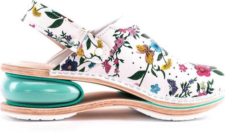 Stijlvolle Dames Klompen - Geschikt als Werkschoenen & Mooi, Diversen, Schrijfwaren, Nieuw, Verzenden