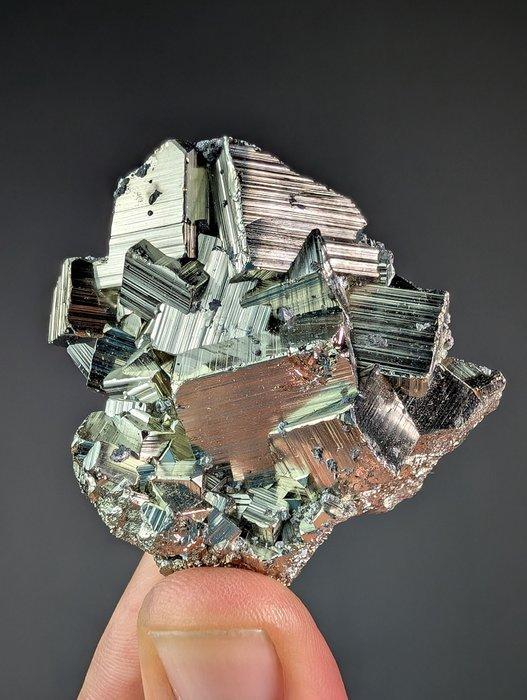 Pyrietsteen Blokken en kubussen - Hoogte: 5.5 cm - Breedte:, Verzamelen, Mineralen en Fossielen