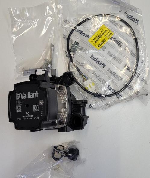 Vaillant VHR 18-22/3-5 en VHR 24-28 pomp 0010034155 NIEUW, Doe-het-zelf en Verbouw, Verwarming en Radiatoren, Nieuw, Ophalen of Verzenden