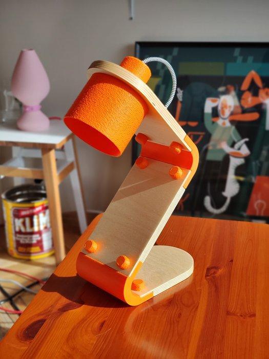 YAM YEST DESIGN - Adam Szczsny - Tafellamp - Slang - Birch, Antiek en Kunst, Kunst | Designobjecten