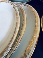 Limoges, Porcelainerie Nouvelle - Tafelservies (55) -, Nieuw
