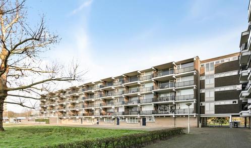 Te Huur 3 Kamer Appartement Loplein In Arnhem, Huizen en Kamers, Huizen te huur, Direct bij eigenaar, Gelderland, Appartement