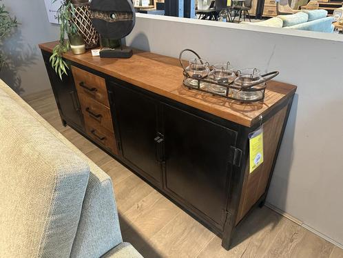 Dressoir Indusy **SHOWROOMMODEL**, Huis en Inrichting, Kasten | Dressoirs, Nieuw