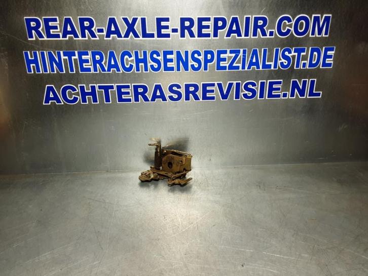 Deurslot Opel Kadett C rechterzijde 2 deurs. (Interieur), Auto-onderdelen, Interieur en Bekleding, Gebruikt, Opel, Verzenden