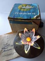 Wandlamp - Lily [Lily] USSR. - Plastic, Antiek en Kunst