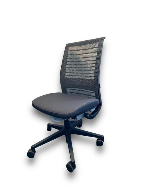 Steelcase Think V2, Bureaustoel, Huis en Inrichting, Bureaustoelen, Bureaustoel, Zwart, Zo goed als nieuw, Ergonomisch, Verzenden