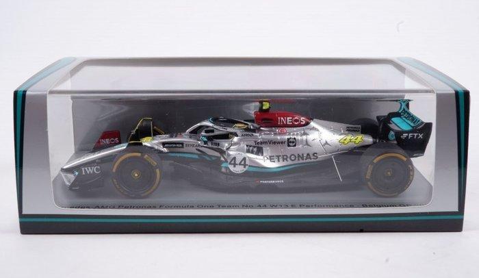 Spark 1:43 - Modelauto - Mercedes AMG Petronas W13E, Hobby en Vrije tijd, Modelauto's | 1:5 tot 1:12