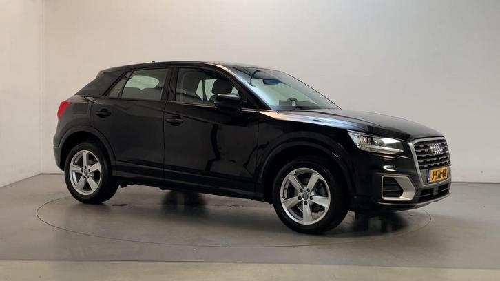 Zakelijke Lease |  Audi Q2 35 TFSI Epic S-tronic LED Navigat, Auto's, Audi, Dealer onderhouden, Lease, Grijs, Automaat, SUV of Terreinwagen