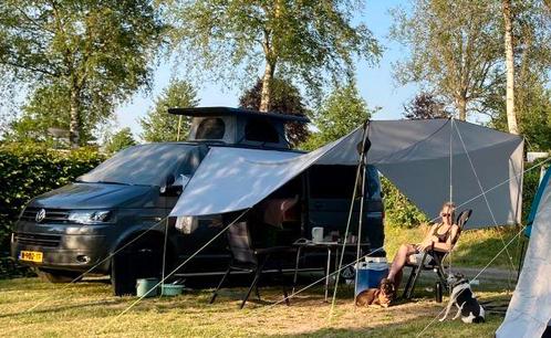 2 pers. Volkswagen camper huren in Oostkapelle? Vanaf € 76 p, Caravans en Kamperen, Verhuur