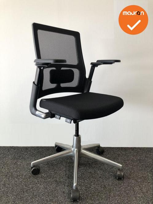 Tweedehand Ahrend verta bureaustoelen met nieuwe stoffering, Zakelijke goederen, Kantoor en Winkelinrichting | Kantoormeubilair en Inrichting