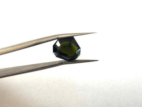 Zonder Minimumprijs - 1 pcs Bruin, Groen Toermalijn - 6.54, Sieraden, Tassen en Uiterlijk, Edelstenen