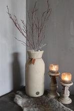 Brynxz hoge fles met touw Taupe 37 cm, Huis en Inrichting, Ophalen of Verzenden, Nieuw