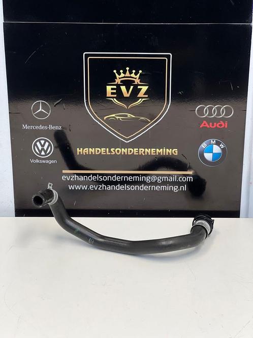 Renault Trafic radiateur slang water rechts bj.2017, Auto-onderdelen, Motor en Toebehoren, Gebruikt, Renault