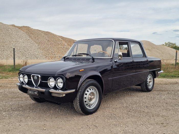 Alfa Romeo - Nuova Giulia Super 1.3 - 1974, Auto's, Oldtimers