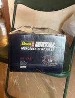 Revell 1:18 - Modelauto - Mercedes-Benz 300 SE, Nieuw