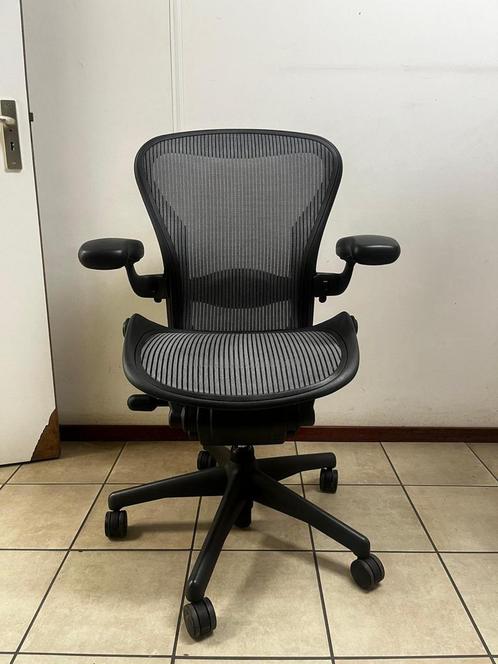 Herman Miller Aeron - Carbon Stoffering - Nieuwstaat, Huis en Inrichting, Bureaustoelen, Bureaustoel, Zwart, Zo goed als nieuw