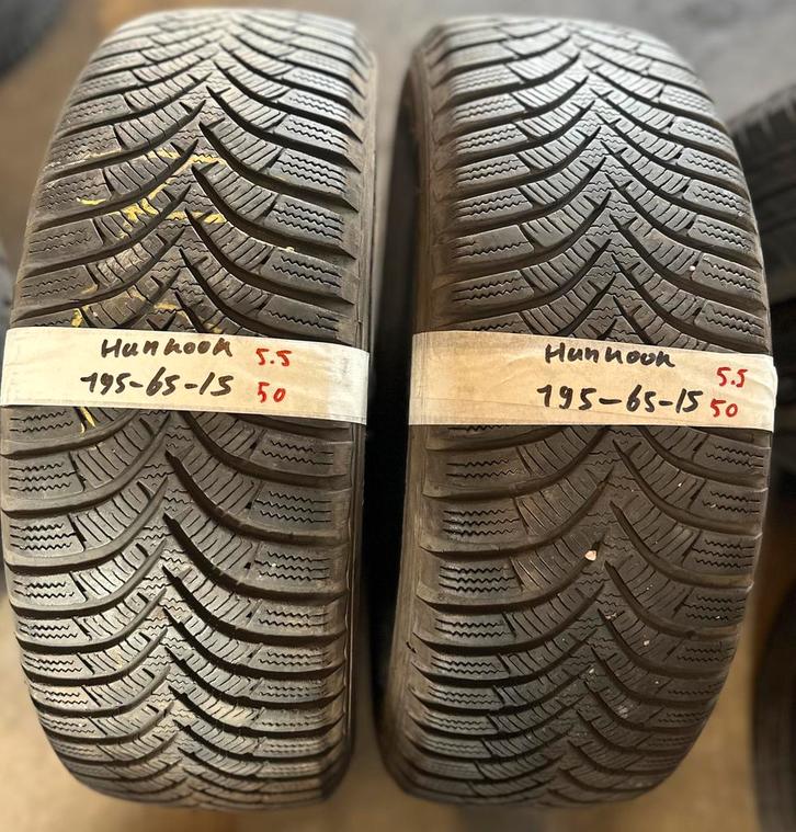 2x195-65-15 hankook winter 5.5mm €50 per band 195 65 15, Auto-onderdelen, Banden en Velgen, 15 inch, Winterbanden, 195 mm, Personenwagen