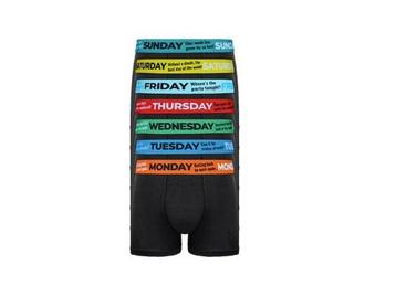 Set van 7 boxershorts met de dagen van de week beschikbaar voor biedingen