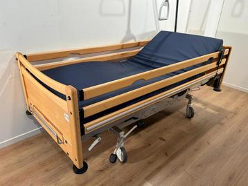 Schell 1297-ECRD #12S Elektrisch Hoog Laag Bed beschikbaar voor biedingen