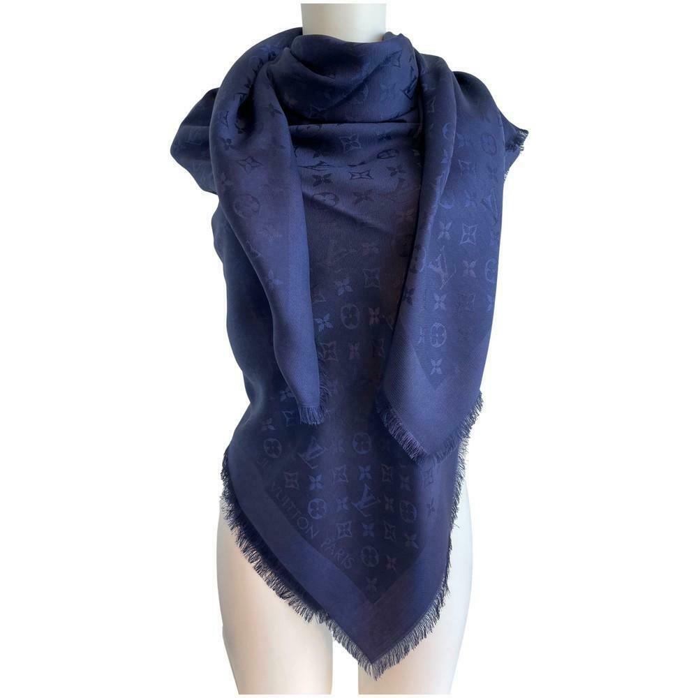 Louis Vuitton, blauwe zijden sjaal met monogram - Unique Designer Pieces