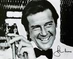 James Bond 007: A View To a Kill - Roger Moore, signed with, Nieuw