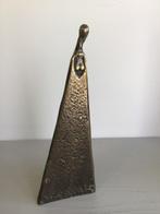 sculptuur, “ Sisters “ after Sydney Kumalo - 21 cm - Brons