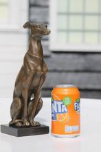 sculptuur, zittende windhond - 26 cm - Brons, Antiek en Kunst